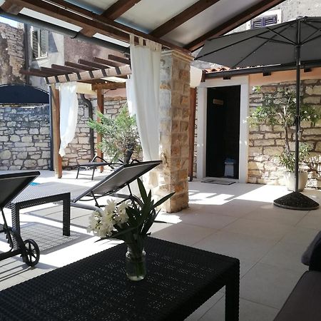 Vila Lory Sveti Lovreč Pazenatički Exteriér fotografie