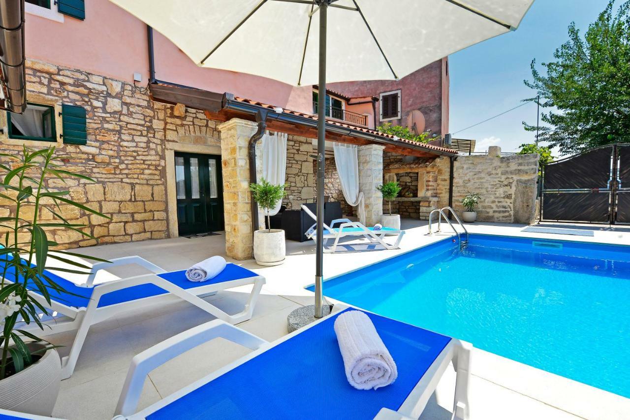 Vila Lory Sveti Lovreč Pazenatički Exteriér fotografie