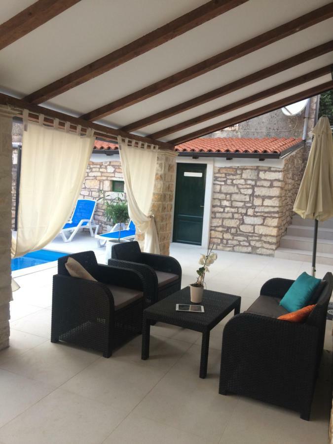 Vila Lory Sveti Lovreč Pazenatički Exteriér fotografie